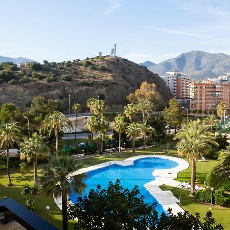 Beachfront Apartment In Fuengirola New Exterior photo